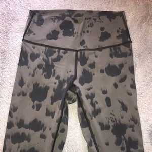 Lululemon Lab Full Length Wunder Under Lux…